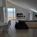 Apartman Sea View Later