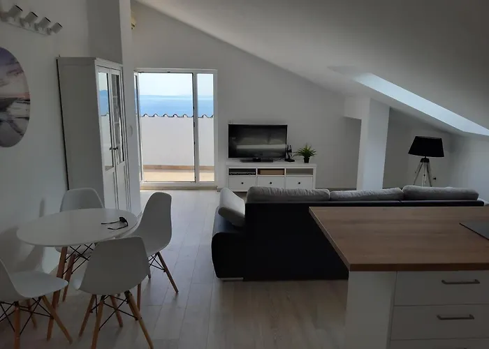 Apartament Sea View Later